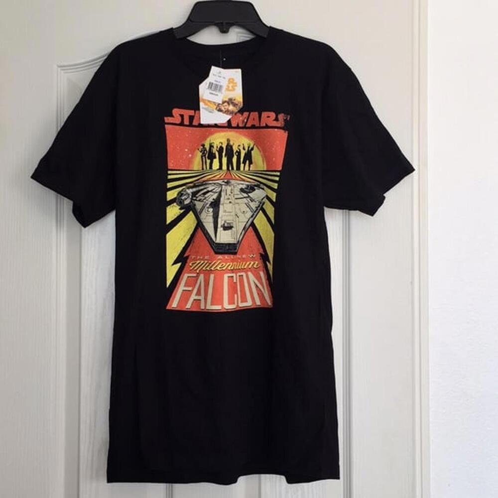 (Size: M) Disney Star Wars “The All-New Millennium Falcon” Graphic T-Shirt